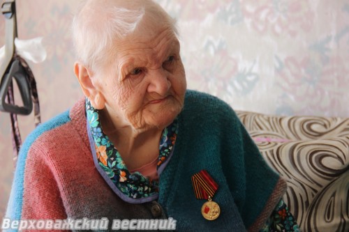 Уникальный юбилей. Уроженке деревни Мыс Марии Шадриной исполняется 100 лет