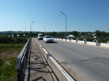 Два моста   и одна улица
