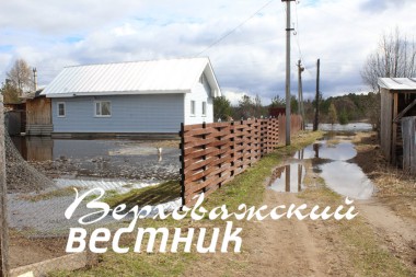 Некоторые дома из зоны риска подтоплены, но до эвакуации жителей дело пока не дошло