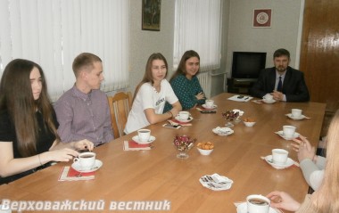 Студенты первых и вторых курсов встретились с главой района Александром Дубовым Студенты первых и вторых курсов встретились с главой района Александром Дубовым