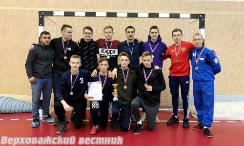 Почти в таком же составе ребята в прошлом году заняли первое место в области
