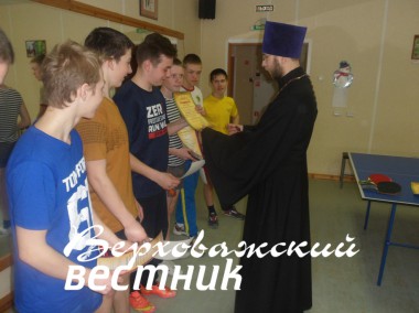 Силами между собой померялись  не только школьники, но и студенты колледжа