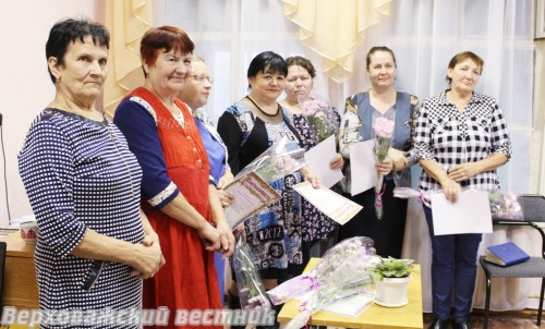 Г.В. Антуфьева, С.А. Боровикова, Н.А. Бледнова, Т.В. Орлова, С.В. Васильева,  Е.Н. Тонковская и Н.В. Могутова на «Днях открытых дверей в библиотеке»