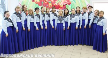 Камерный женский хор "Вдохновение" и его руководитель Ольга Александровна Шилова на конкурсе в Коноше
