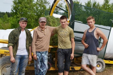 Работают допоздна