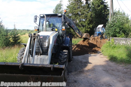 Прокладка водопровода по улице Заозерная в п. Теплый Ручей