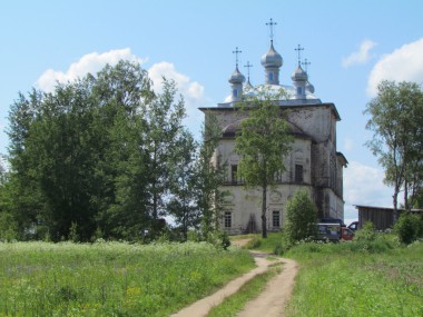 Двери храма вновь открыты